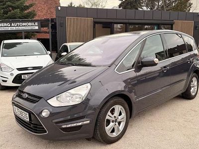 Gebraucht Ford S-MAX Titanium 140 PS (102 kW) 2012 Grau Van / Kleinbus
