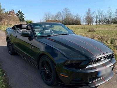 Gebraucht Ford Mustang 305 PS (224 kW) 2014 Schwarz Cabrio