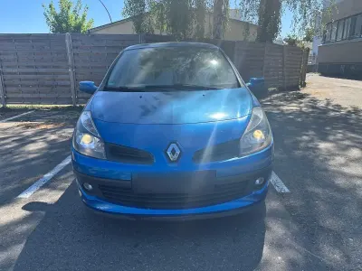 Używany Renault Clio II 65 KM (47 kW) 2008 Hatchback