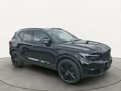 Gebraucht Volvo XC40 Plus 163 PS (119 kW) 2025 Schwarz SUV