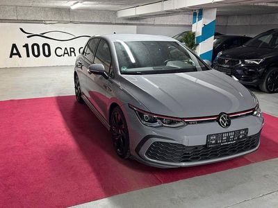 Gebraucht VW Golf VIII GTI 245 PS (180 kW) 2023 Grau Limousine