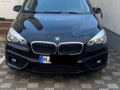 BMW 220