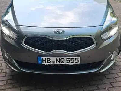 Gebraucht Kia Carens Spirit 136 PS (100 kW) 2015 Grau Van / Kleinbus