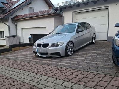 Usata BMW 330 231 CV (169 kW) 2006 Argento Berlina