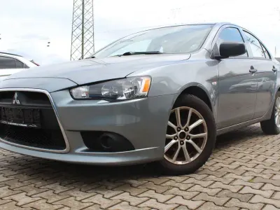 Begagnad Mitsubishi Lancer