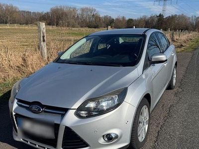 Gebraucht Ford Focus Titanium 150 PS (110 kW) 2011 Silber Limousine