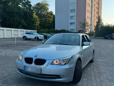 Gebraucht BMW 520 170 PS (125 kW) 2009 Silber Kombi