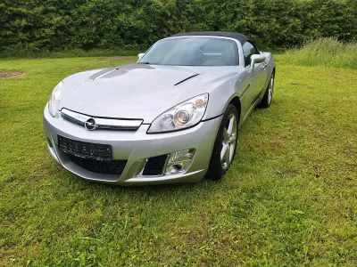 Gebraucht Opel GT Sport 264 PS (194 kW) 2007 Silber Cabrio