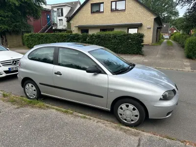 Gebraucht Seat Ibiza 75 PS (55 kW) 2002 Silber Kleinwagen