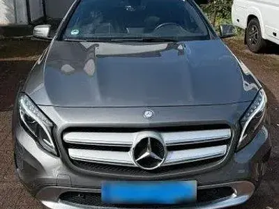Gebraucht Mercedes GLA200 AMG line 156 PS (114 kW) 2014 Grau SUV