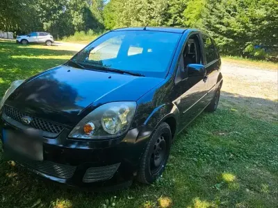 Gebraucht Ford Fiesta 70 PS (51 kW) 2007 Blau Kleinwagen