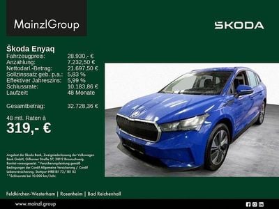 Begagnad Skoda Enyaq iV Loft 131 kW (179 HK) 2024 Blå SUV