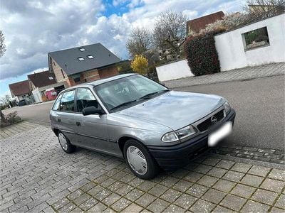 Gebraucht Opel Astra 70 PS (51 kW) 1995 Grau Kleinwagen