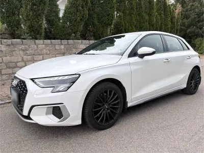 Gebraucht Audi A3 Sport 150 PS (110 kW) 2021 Weiß Limousine