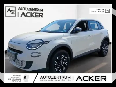 Neu Fiat 600 136 PS (100 kW) 2026 Weiß SUV