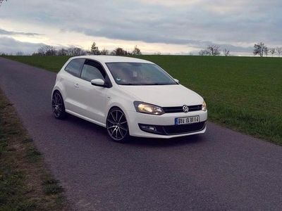 Weiß Gebraucht 2013 VW Polo Life Kleinwagen | 4.990 € (Fairer Preis)
