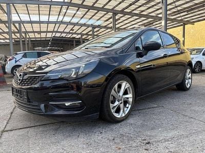 Schwarz Gebraucht 2021 Opel Astra GS Line Limousine | 14.790 € (Etwas zu teuer)