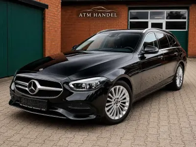 Gebraucht Mercedes C220 197 PS (144 kW) 2023 Schwarz Limousine
