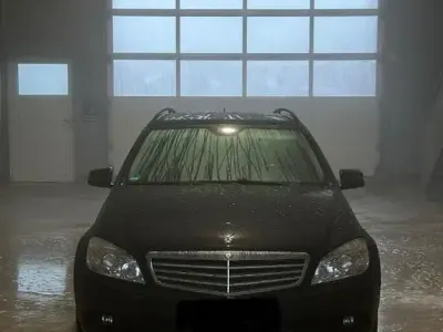 Gebraucht Mercedes C200 136 PS (100 kW) 2008 Schwarz Limousine
