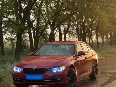 Gebraucht BMW 330 252 PS (185 kW) 2025 Rot Kleinwagen