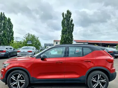 Gebraucht Volvo XC40 R-Design 163 PS (119 kW) 2021 Rot SUV