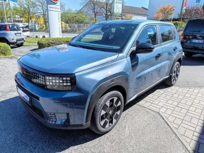 Nuova Fiat Grande Panda Icon 110 CV (80 kW) 2026 Blu Utilitaria