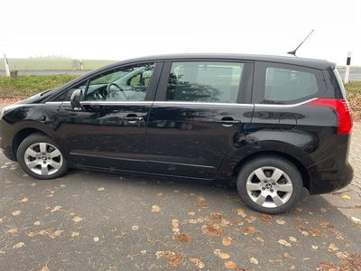 gebraucht Peugeot 5008 7 sitzer