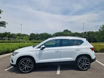 Gebraucht Seat Ateca XCELLENCE 150 PS (110 kW) 2018 Weiß SUV