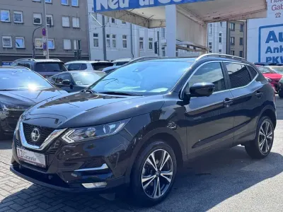 Gebraucht Nissan Qashqai Zama 158 PS (116 kW) 2021 Schwarz SUV