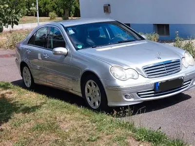 Gebraucht Mercedes 240 170 PS (125 kW) 2004 Silber Limousine