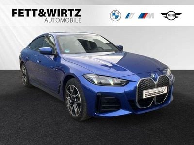 Portimao blau Gebraucht 2024 BMW i4 Comfort Edition Limousine | 47.200 € (Guter Preis)