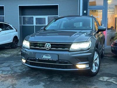 Grau Gebraucht 2016 VW Tiguan Highline SUV | 18.300 € (Fairer Preis)