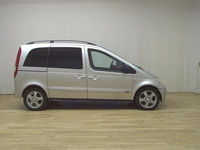 Gebraucht Mercedes Vaneo 125 PS (91 kW) 2005 Brillantsilber metallic Van / Kleinbus