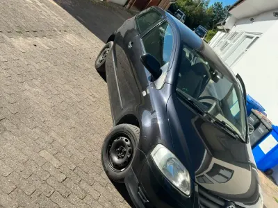 Gebraucht VW Fox 75 PS (55 kW) 2006 Schwarz Kleinwagen