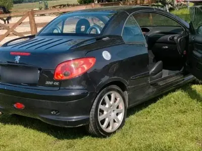 Gebraucht Peugeot 206 CC 136 PS (100 kW) 2004 Schwarz Cabrio