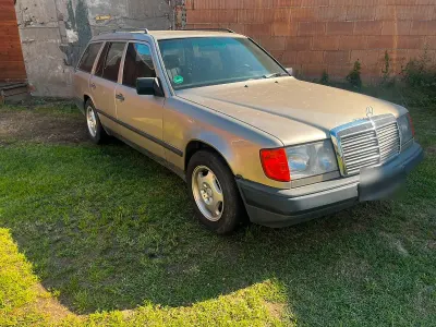 Gebraucht Mercedes 230 132 PS (97 kW) 1989 Gold Kombi