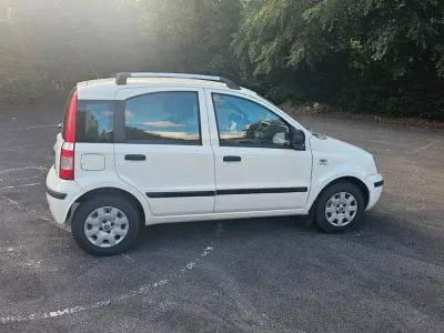 Gebraucht Fiat Panda 69 PS (50 kW) 2012 Weiß Kleinwagen