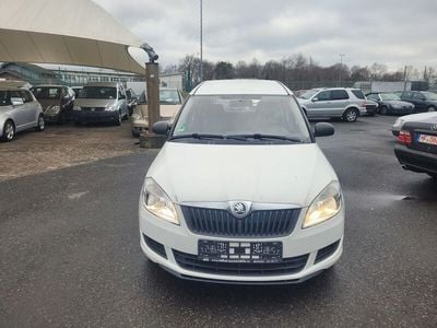 Weiß Gebraucht 2014 Skoda Roomster Van / Kleinbus | 2.990 € (Etwas zu teuer)