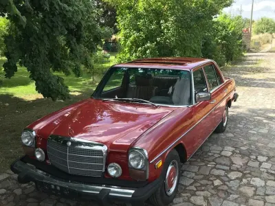 Gebraucht Mercedes W115 65 PS (47 kW) 1975 Limousine