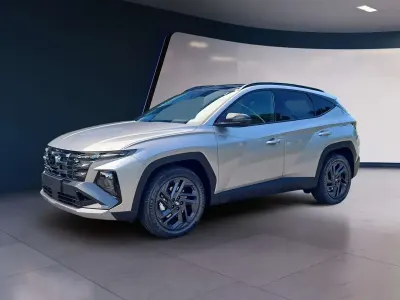 Neu Hyundai Tucson 150 PS (110 kW) 2026 R2t shimmering silver metallic SUV