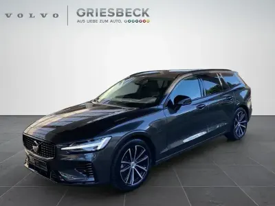 Gebraucht Volvo V60 Plus 455 PS (334 kW) 2024 Grau (metallic) Kombi