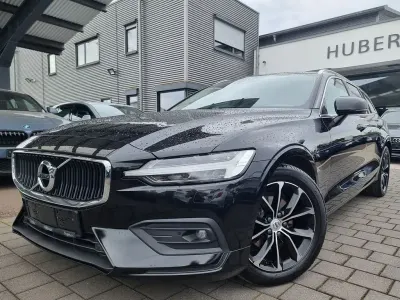 Gebraucht Volvo V60 190 PS (139 kW) 2020 Schwarz Kombi