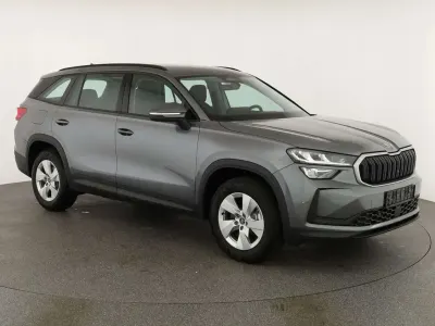 Neu Skoda Kodiaq Selection 150 PS (110 kW) 2026 Graphite grau metallic SUV
