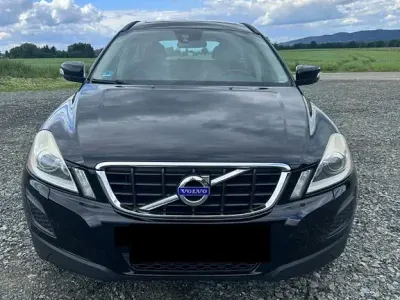 Gebraucht Volvo XC60 Momentum 163 PS (119 kW) 2013 Schwarz SUV