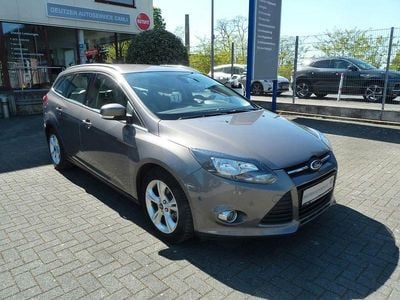 Gebraucht Ford Focus Champions Edition 125 PS (91 kW) 2012 Braun Limousine