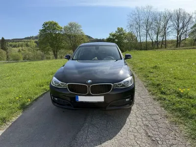 Gebraucht BMW 320 184 PS (135 kW) 2014 Schwarz Limousine