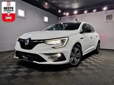 Usata Renault Mégane IV Equilibre 116 CV (85 kW) 2023 Bianco Berlina