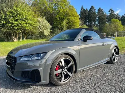 Begagnad Audi TT Competition 197 HK (144 kW) 2020 Grå Cab