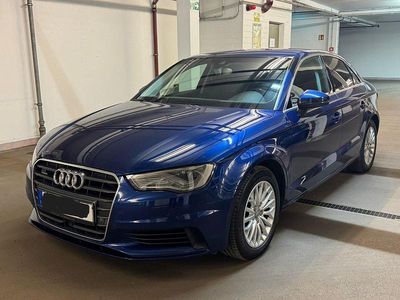Gebraucht Audi A3 Sport 184 PS (135 kW) 2015 Blau Limousine