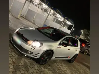 Gebraucht VW Golf VI 122 PS (89 kW) 2009 Grau Kleinwagen